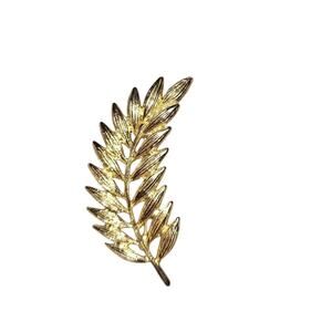 Vintage Gold Toned Leaf Brooch Golden Girls Tropical‎ Travel Boho Festival